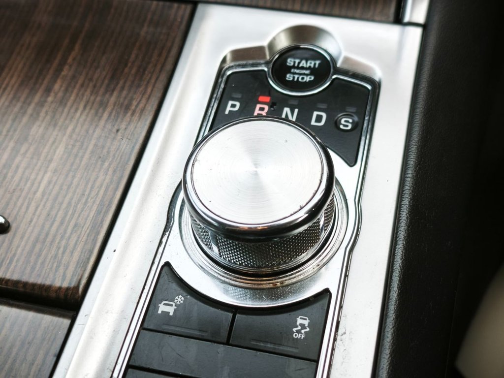 Used Jaguar XF 2014 for sale - 77080597: Photo 21