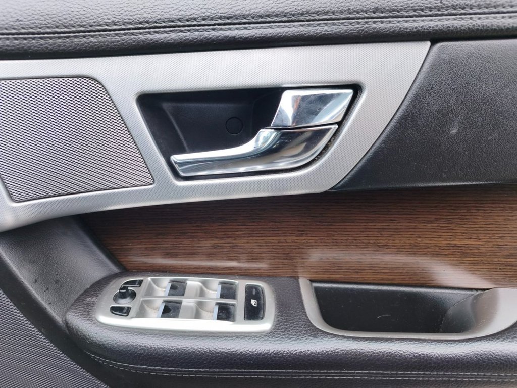 Used Jaguar XF 2014 for sale - 77080597: Photo 30