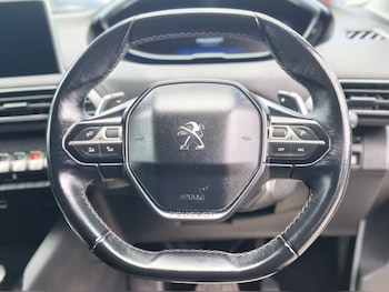 Used Peugeot 3008 2018 for sale - 79177909: Photo