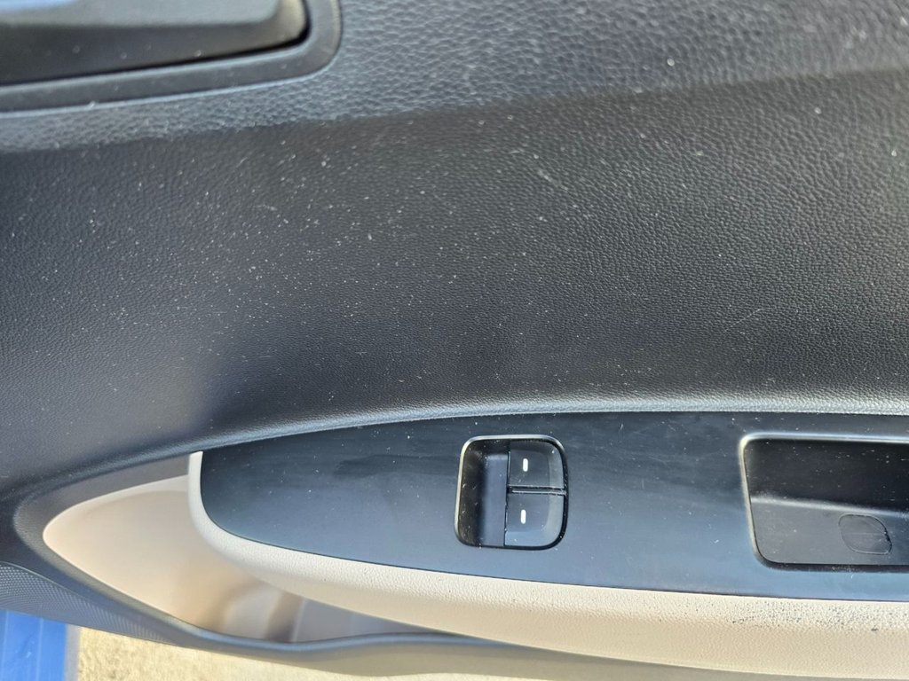 Used Hyundai i10 2015 for sale - 76139515: Photo 17