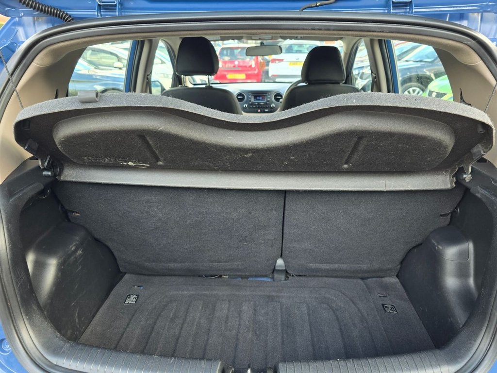 Used Hyundai i10 2015 for sale - 76139515: Photo 21