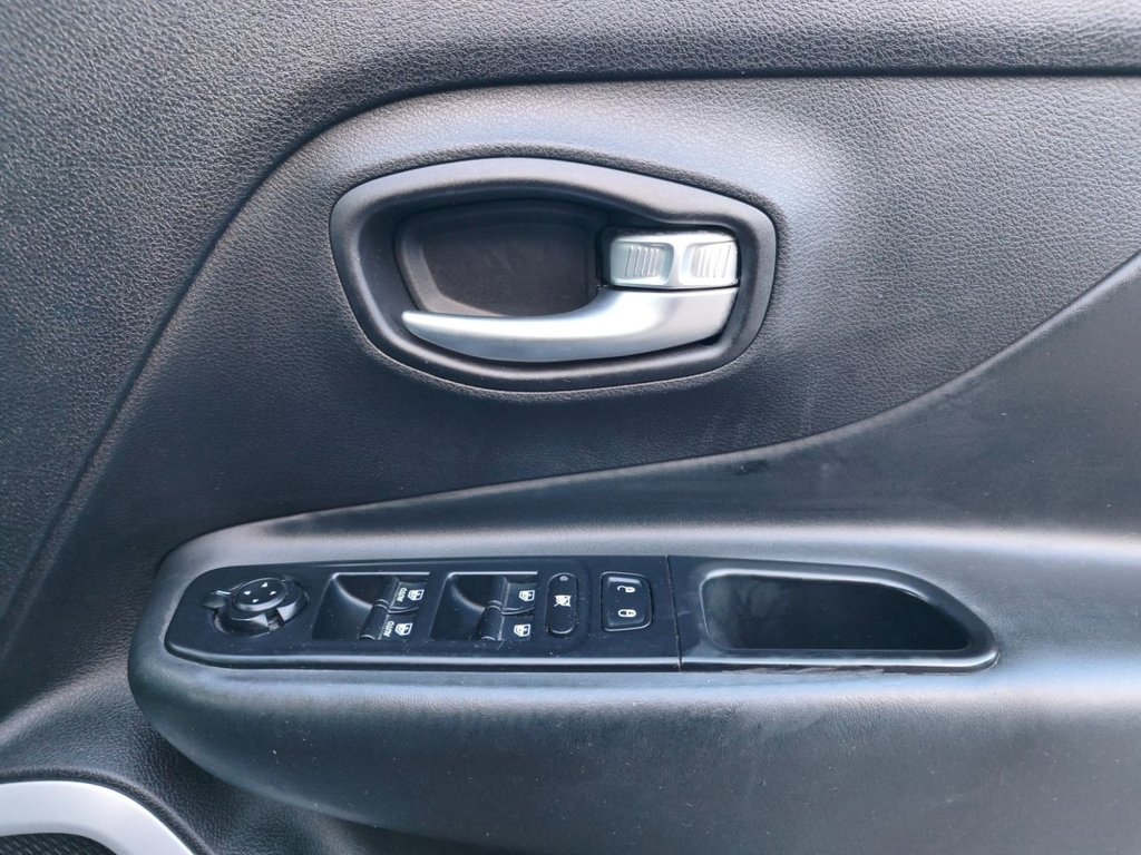 Used Jeep Renegade 2015 for sale - 76788095: Photo 16