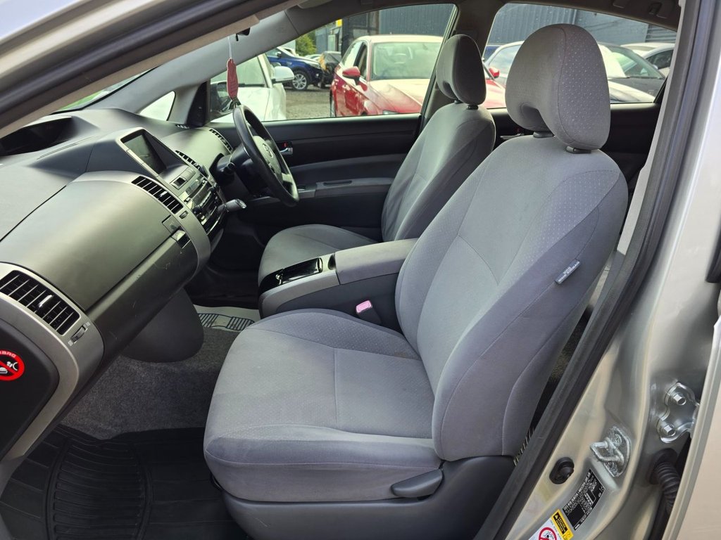 Used Toyota Prius 2005 for sale - 76139517: Photo 22