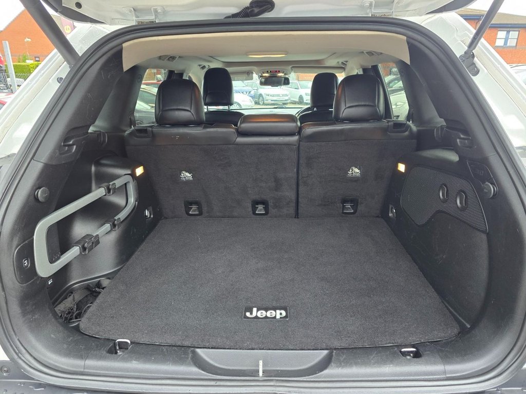 Used Jeep Cherokee 2015 for sale - 76429701: Photo 28