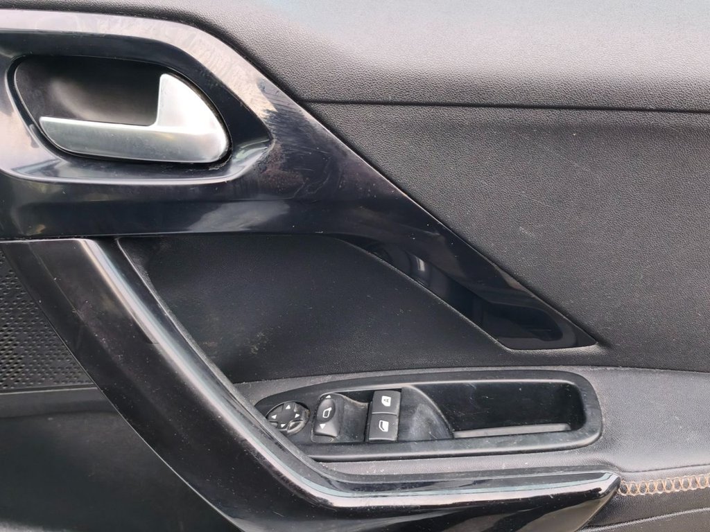 Used Peugeot 208 2013 for sale - 77226957: Photo 18