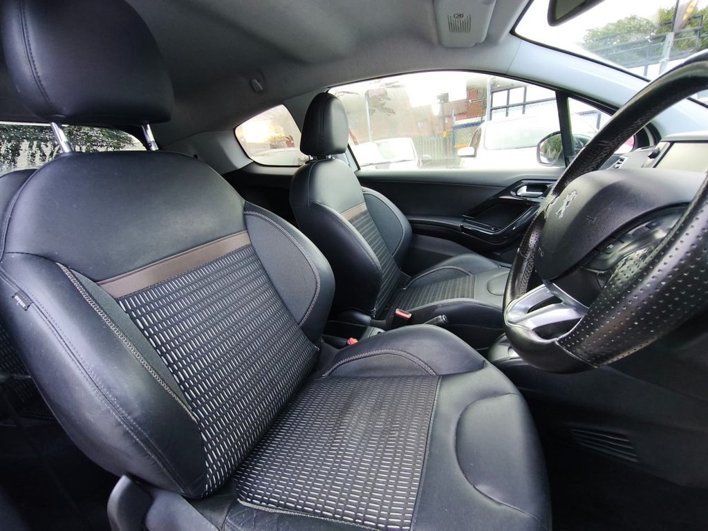 Used Peugeot 208 2013 for sale - 77226957: Photo 7