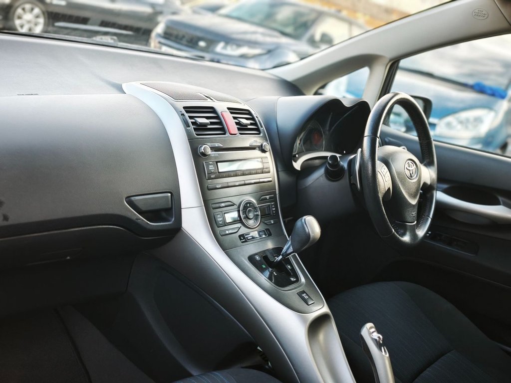 Used Toyota Auris 2009 for sale - 76751202: Photo 11