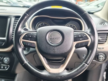 Used Jeep Cherokee 2015 for sale - 79178243: Photo