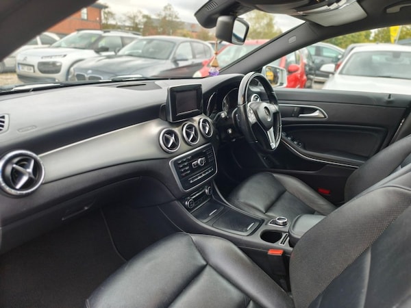 Used Mercedes-Benz CLA 2015 for sale - 76202386: Photo 16