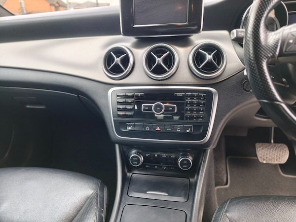 Used Mercedes-Benz CLA 2015 for sale - 76202386: Photo 23