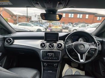 Used Mercedes-Benz CLA 2015 for sale - 76202386: Photo