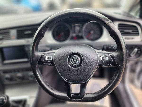 Used Volkswagen Golf 2013 for sale - 76178558: Photo 11