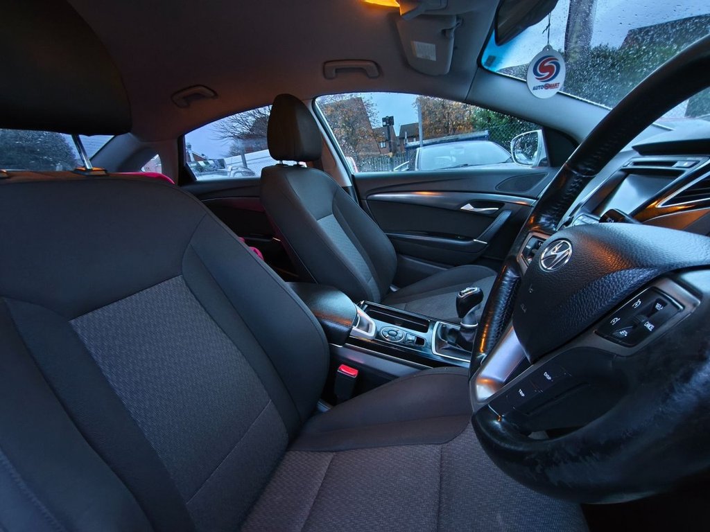 Used Hyundai i40 2012 for sale - 76527235: Photo 11