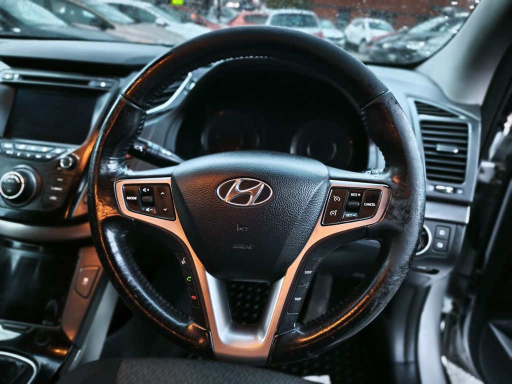 Used Hyundai i40 2012 for sale - 76527235: Photo 3