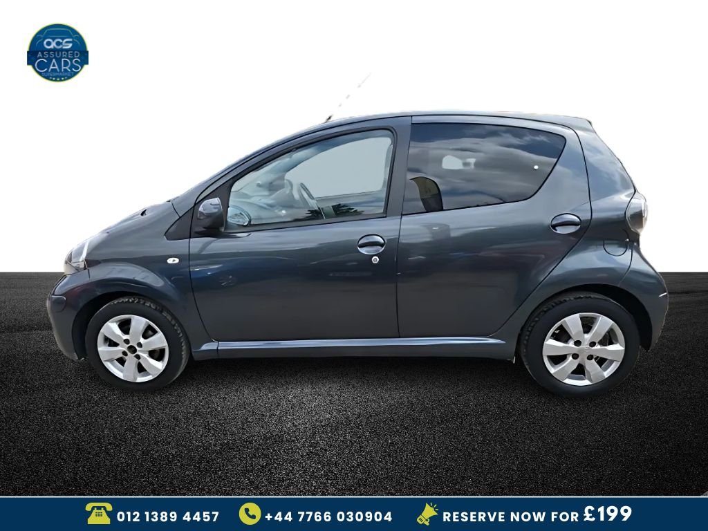 Used Toyota AYGO 2011 for sale - 76139467: Photo 10