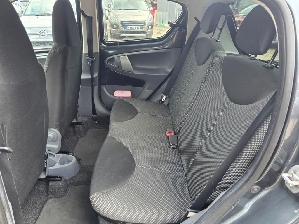 Used Toyota AYGO 2011 for sale - 76139467: Photo 24