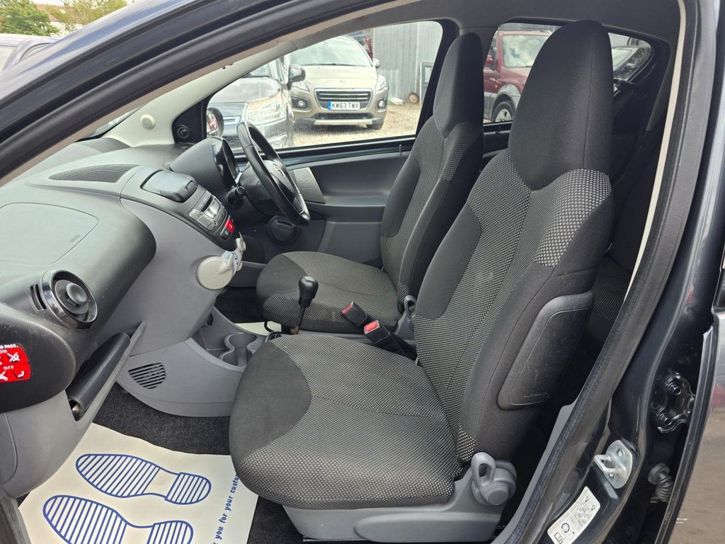 Used Toyota AYGO 2011 for sale - 76139467: Photo 25