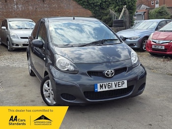 Used Toyota AYGO 2011 for sale - 76139467: Photo 4