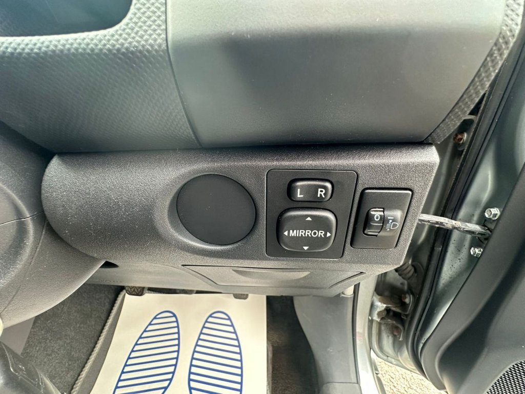 Used Toyota Yaris 2009 for sale - 76139500: Photo 22