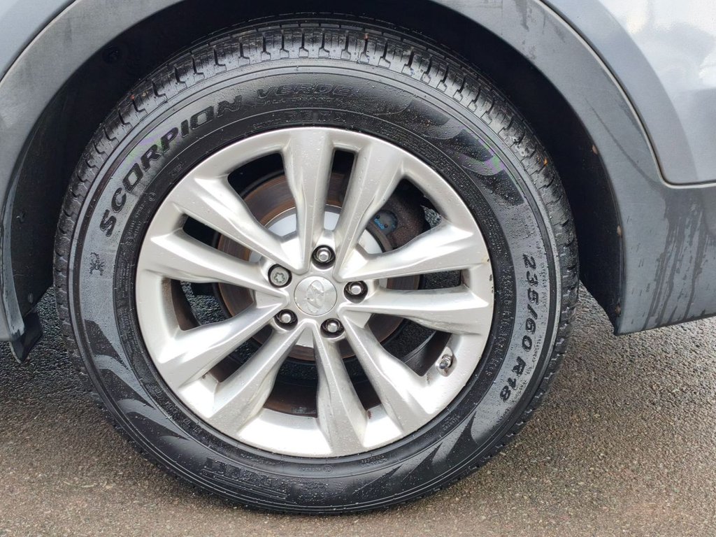 Used Hyundai Santa Fe 2017 for sale - 77133038: Photo 28