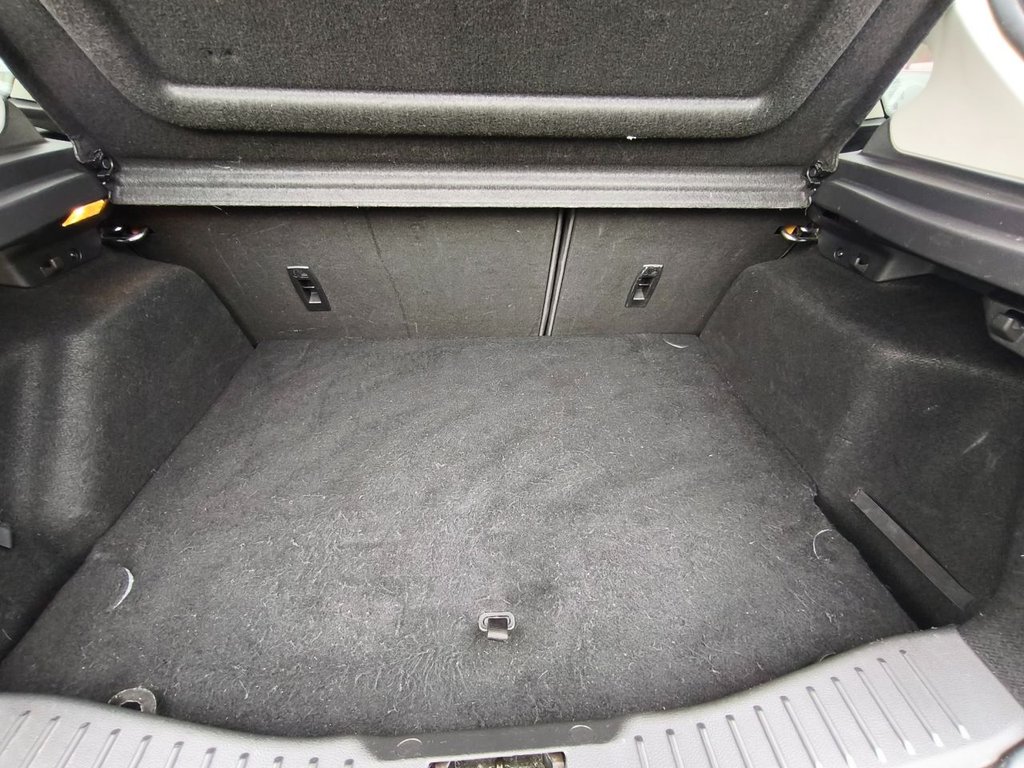 Used Ford Focus 2017 for sale - 76604373: Photo 17