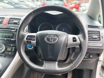 Used Toyota Auris 2010 for sale - 79506610: Photo