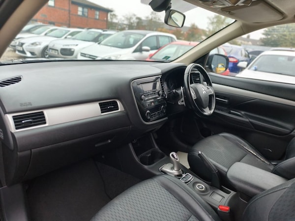 Used Mitsubishi Outlander 2015 for sale - 76250081: Photo 12