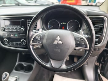 Used Mitsubishi Outlander 2015 for sale - 76250081: Photo