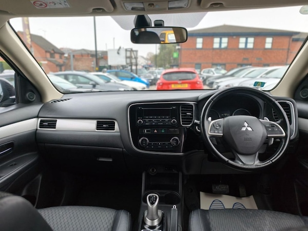 Used Mitsubishi Outlander 2015 for sale - 76250081: Photo 7