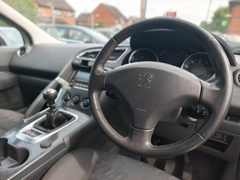 Used Peugeot 3008 2013 for sale - 79178266: Photo
