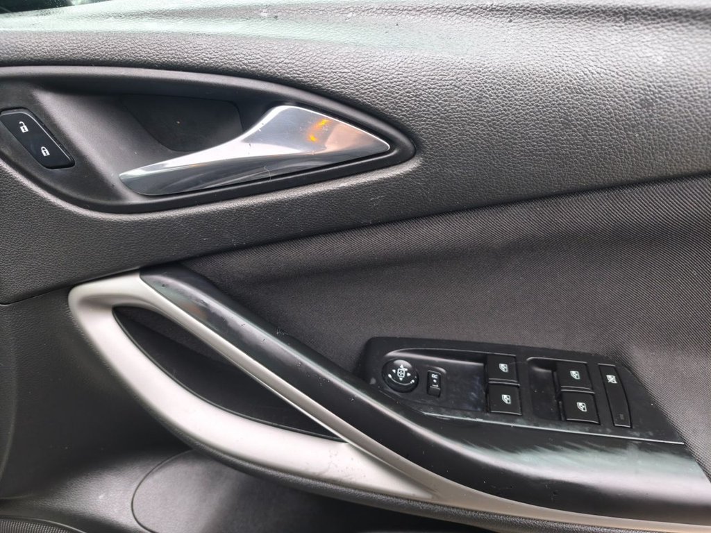 Used Vauxhall Astra 2018 for sale - 76985834: Photo 21