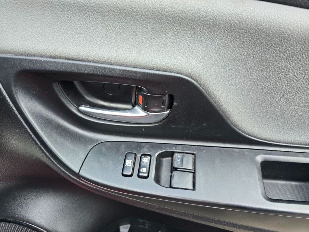 Used Toyota Yaris 2018 for sale - 78068589: Photo 22