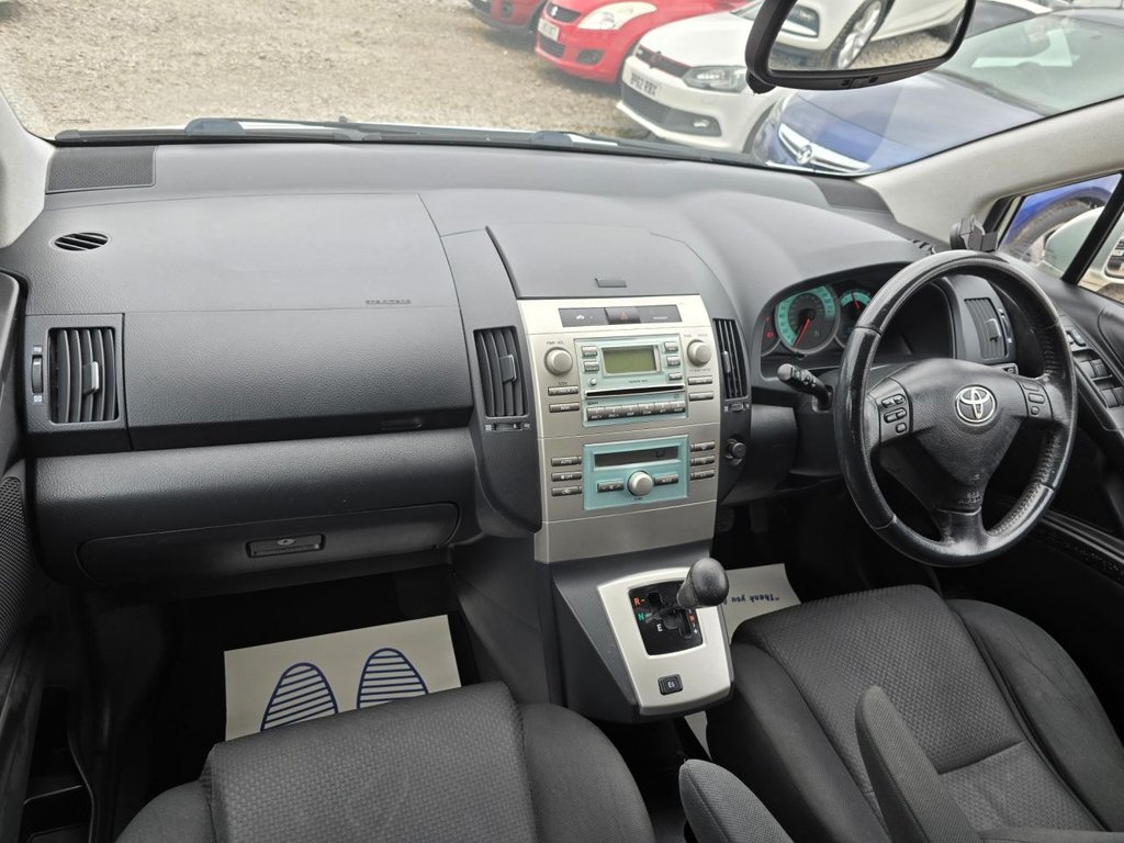 Used Toyota Corolla Verso 2006 for sale - 77748361: Photo 17