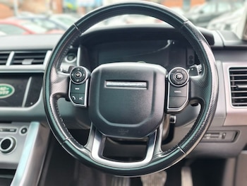 Used Land Rover Range Rover Sport 2015 for sale - 78543578: Photo