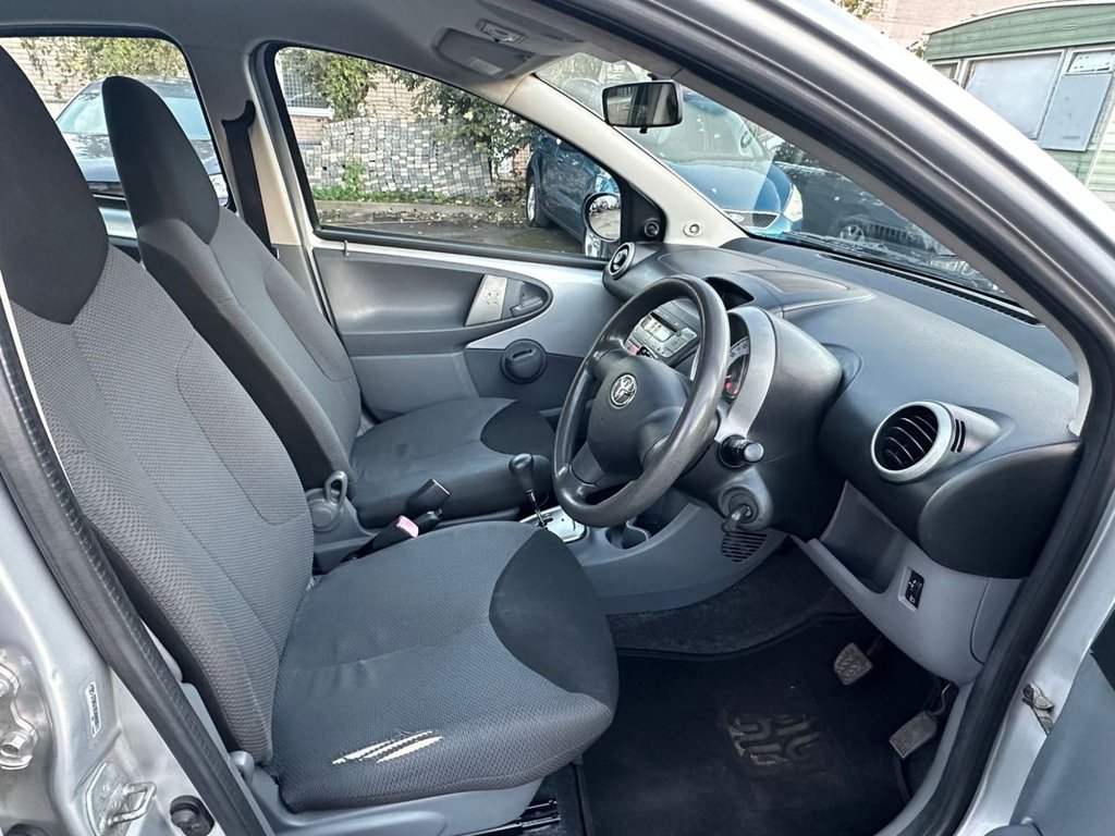 Used Toyota AYGO 2006 for sale - 76510225: Photo 13