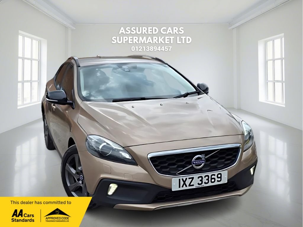 Used Volvo V40 2015 for sale - 76256000: Photo 1