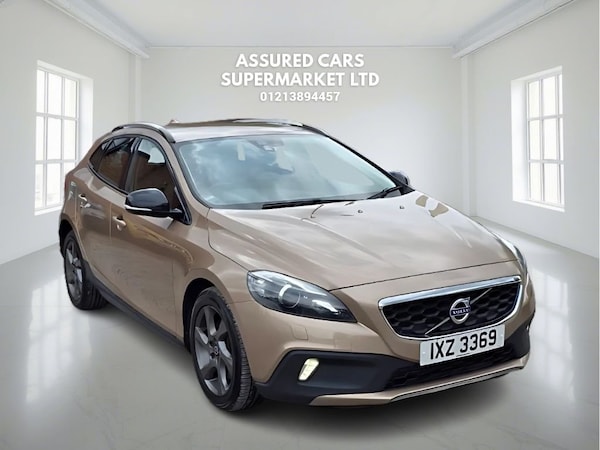 Used Volvo V40 2015 for sale - 76256000: Photo 11
