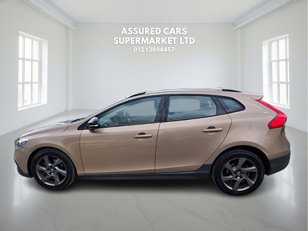 Used Volvo V40 2015 for sale - 76256000: Photo 8