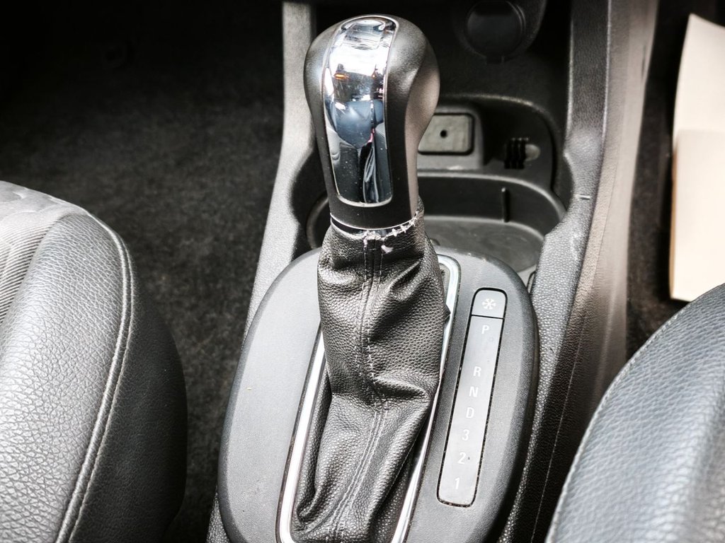 Used Vauxhall Corsa 2013 for sale - 76445733: Photo 21