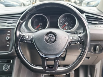 Used Volkswagen Tiguan 2017 for sale - 79178315: Photo