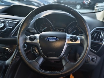 Used Ford Kuga 2014 for sale - 79322830: Photo