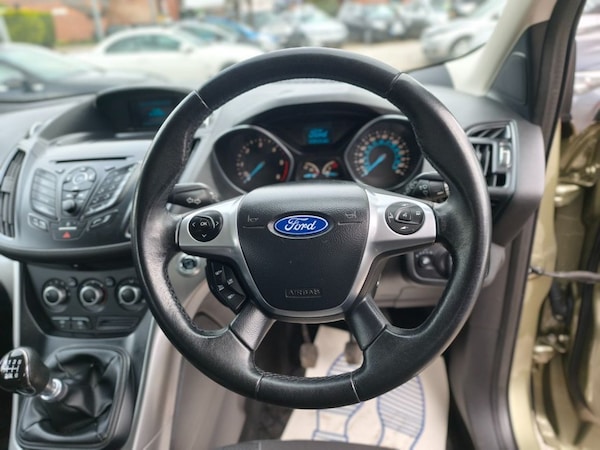Used Ford Kuga 2014 for sale - 76203437: Photo 13