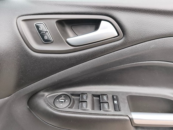 Used Ford Kuga 2014 for sale - 76203437: Photo 19
