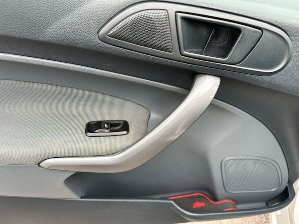 Used Ford Fiesta 2009 for sale - 76228946: Photo 17