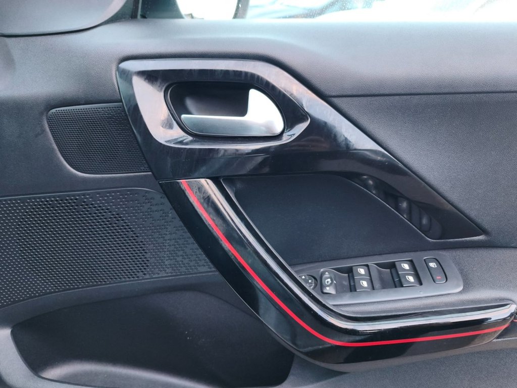 Used Peugeot 208 2017 for sale - 76784258: Photo 15