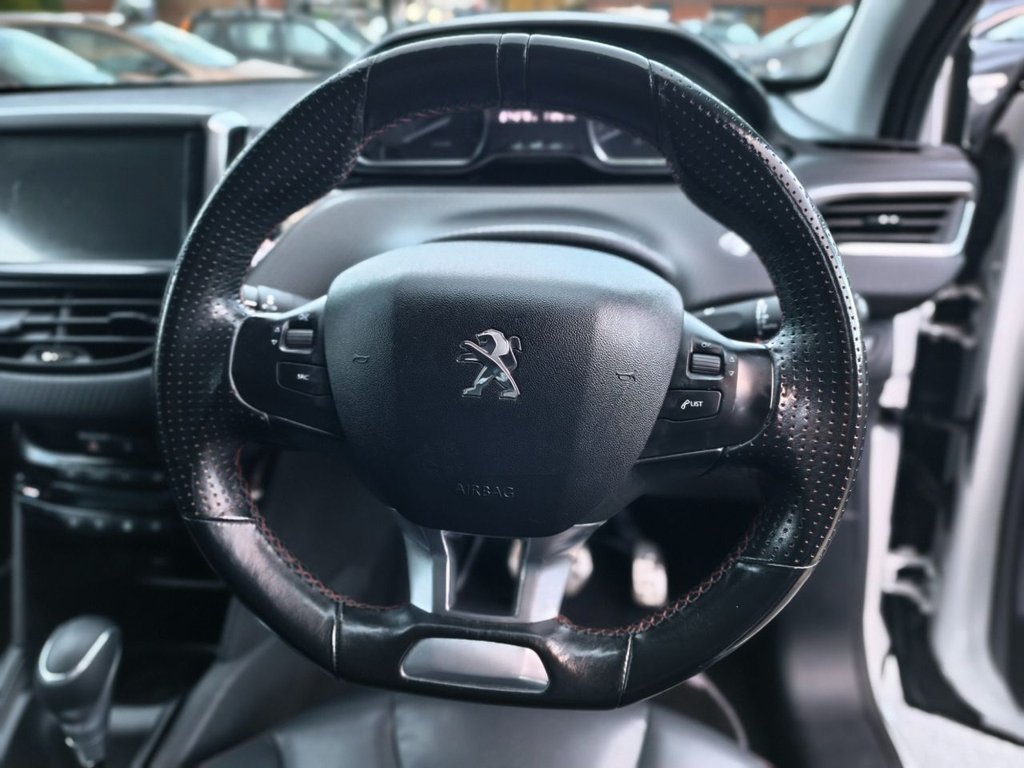 Used Peugeot 208 2017 for sale - 76784258: Photo 3