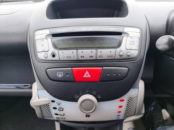 Used Peugeot 107 2011 for sale - 76178497: Photo 18