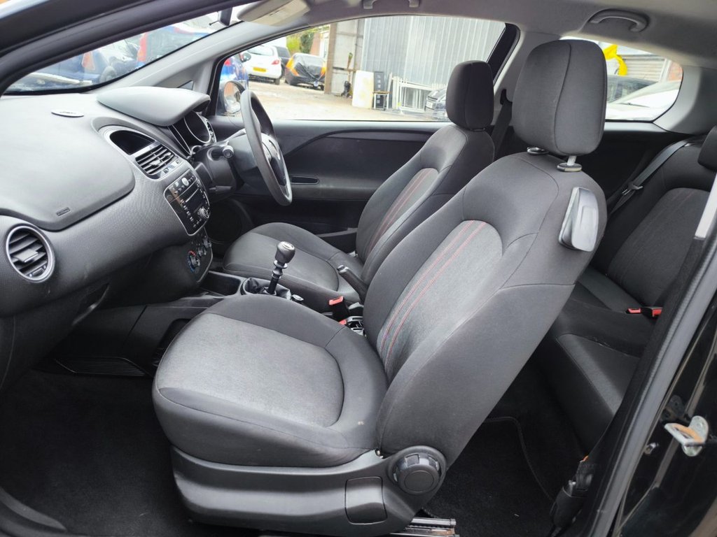 Used Fiat Punto 2013 for sale - 76139459: Photo 16