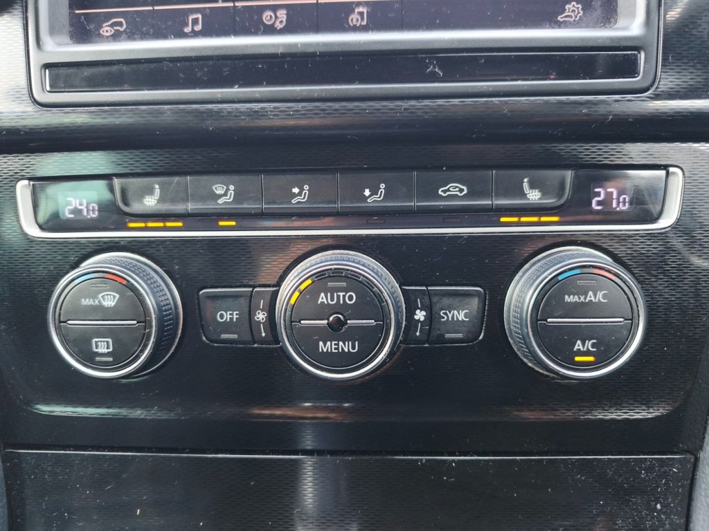 Used Volkswagen Golf 2015 for sale - 77226779: Photo 24