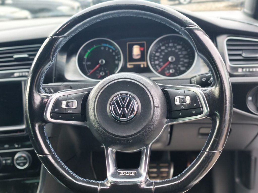 Used Volkswagen Golf 2015 for sale - 77226779: Photo 4